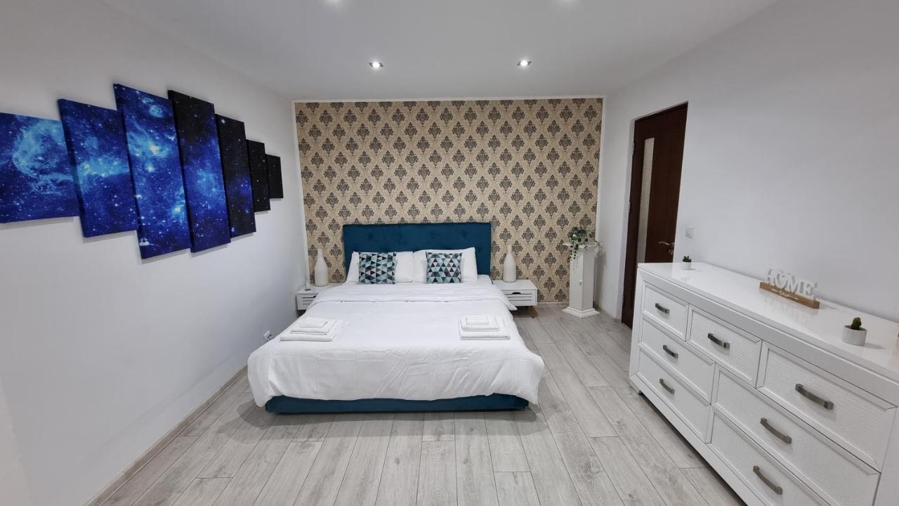 Stone Bridge Apartment Яссы Экстерьер фото